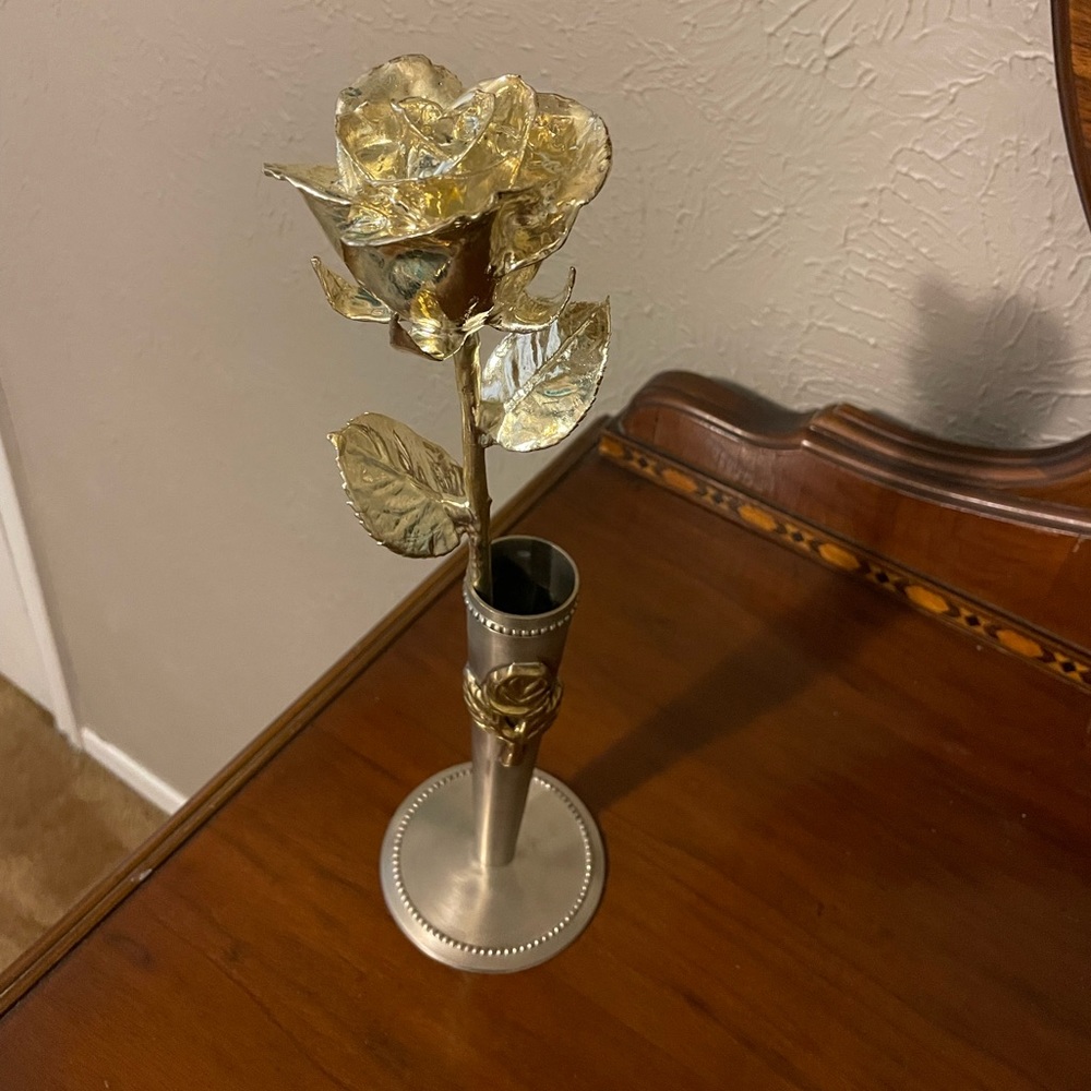 The Forever Rose authentic rose dipped in real silver with vase & box